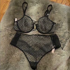 Victoria’s Secret bra and panty set